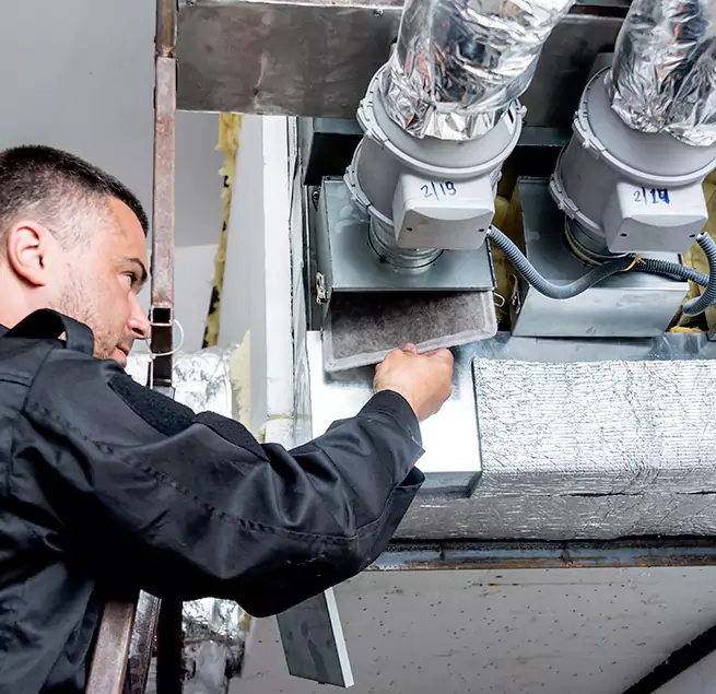 Why Homeowners & Businesses Trust Us in Evanston, IL?